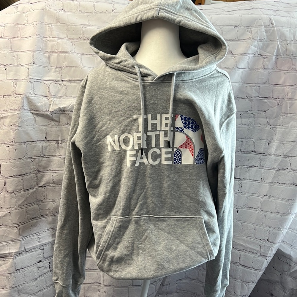 New grey hoodie The North Face